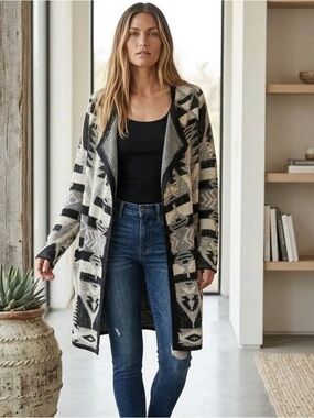 Lucky Brand Black and Cream Geometric Open-Front Cardigan